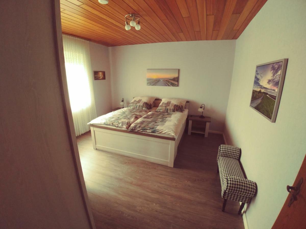 Ferienwohnung Schwantje Aurich Bagian luar foto